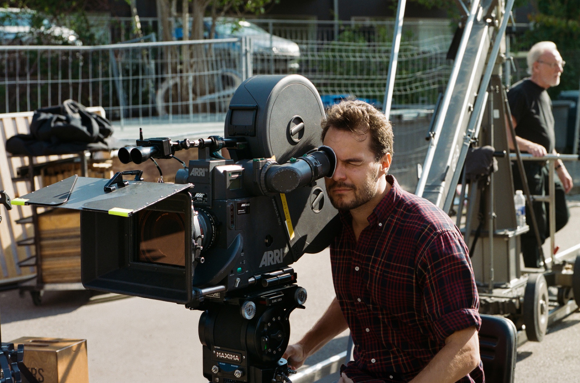 Jesper Tønnes with an Arriflex 765 camera